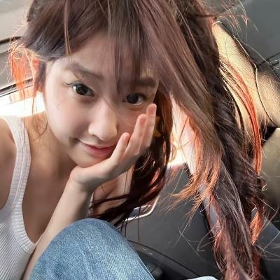 超级英雄女孩:星际游戏